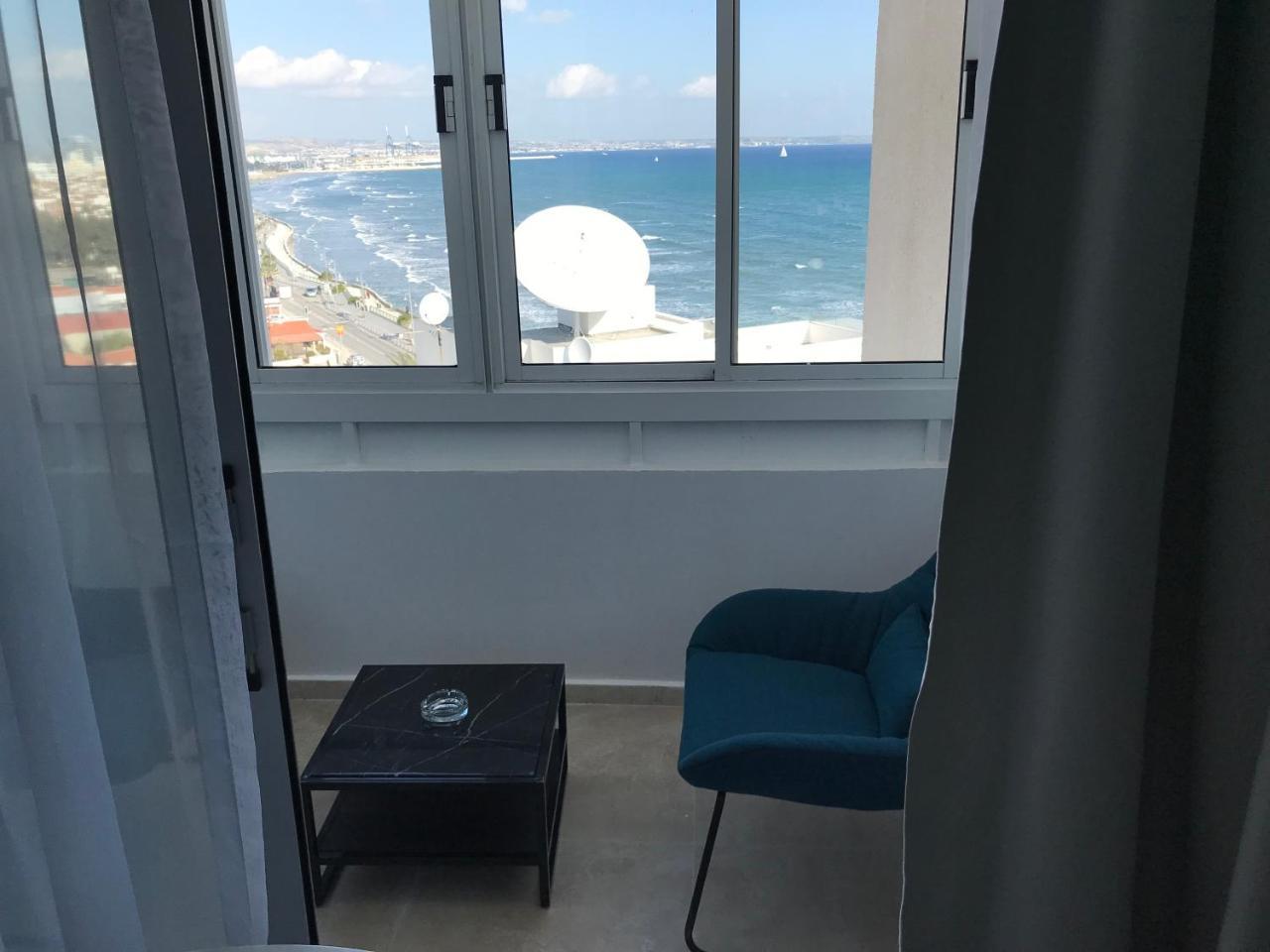 Sea View Holiday Apartment ラルナカ エクステリア 写真